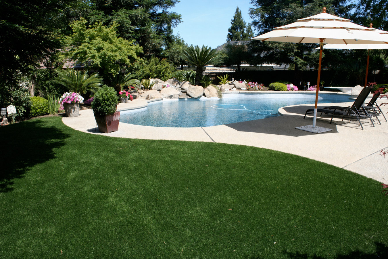 Turf for landscaping in Walnut, CA